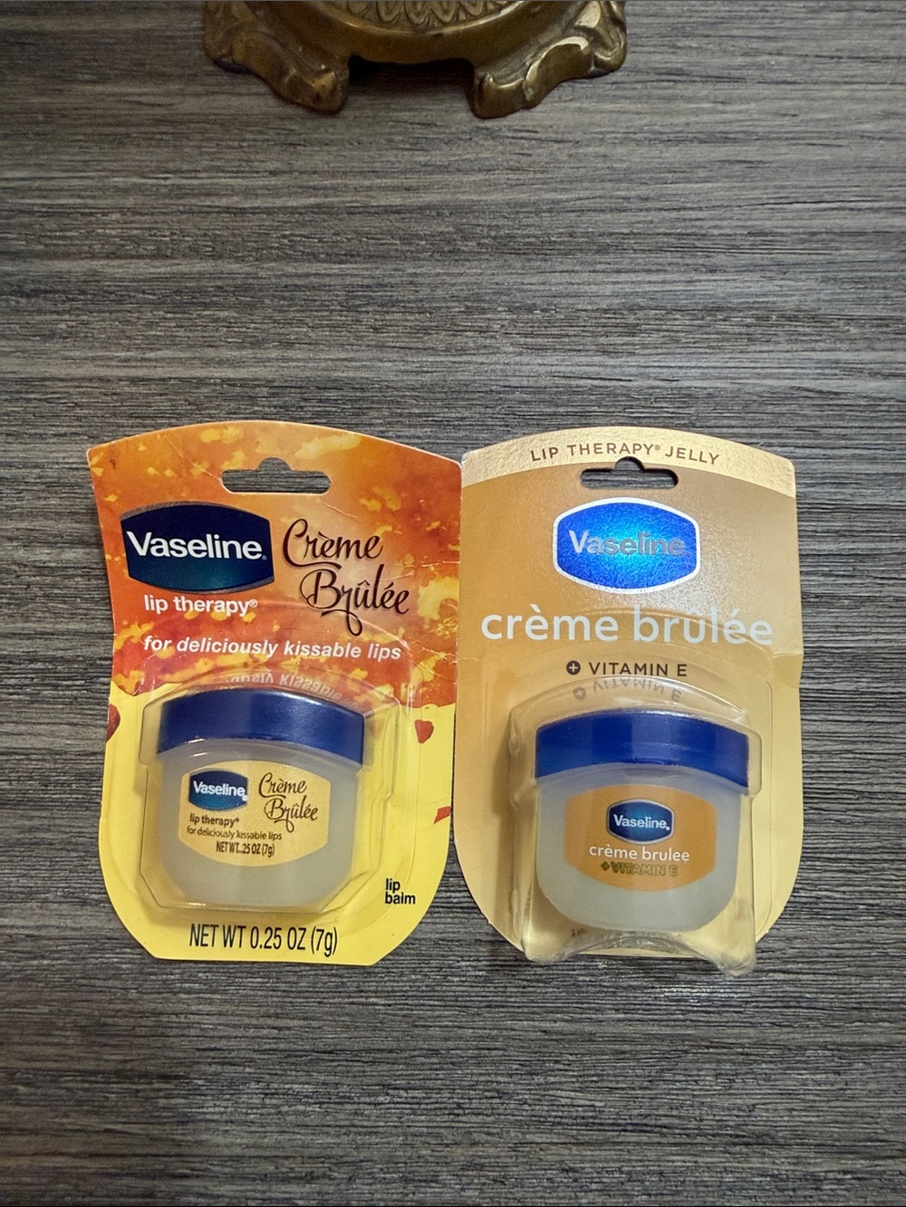 Vaseline Crème Brûlée Lip Therapy Balm - Beige/Golden